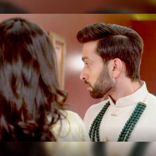Anika slaps Shivaay in Ishqbaaz IB9