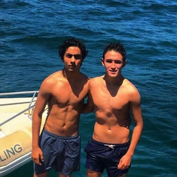 Aryan Khan with is friend during vacation