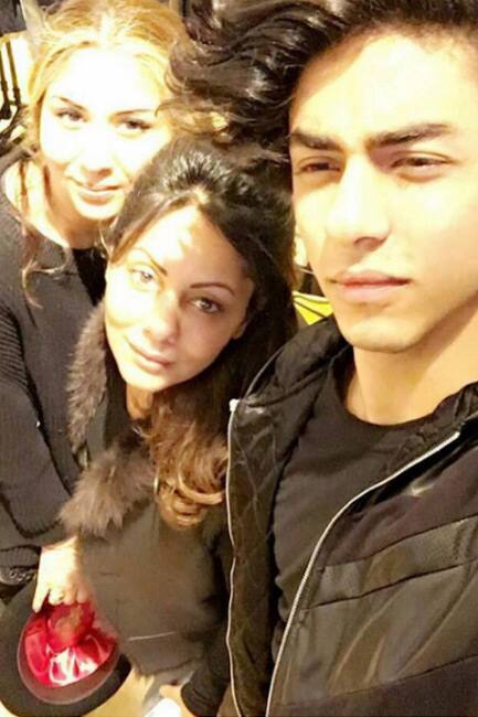 Aryan Khan’s selfie with mother Gauri Khan