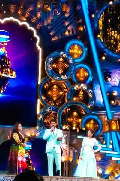 Best Jodi Award – Sriti Jha and Shabbir Ahluwalia (Kumkum Bhagya)