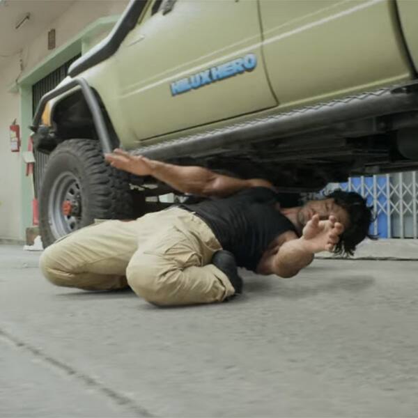 Commando 2’s trailer has definitely made us eager to go and watch the movie on big screen