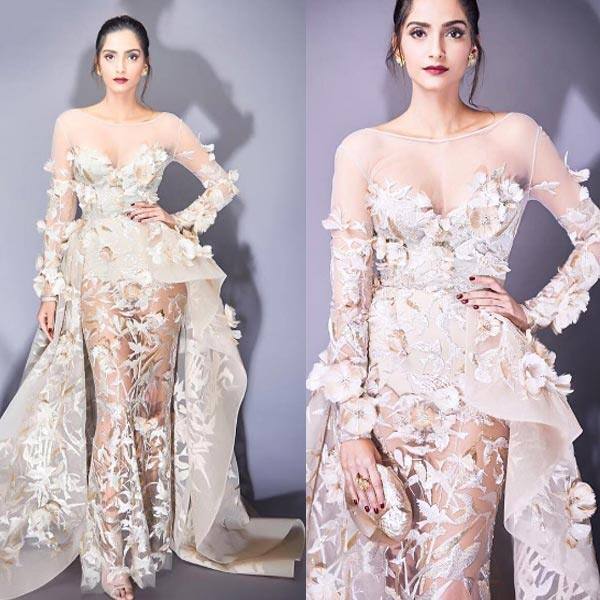 Critics award for best actor female goes to Sonam Kapoor for Neerja