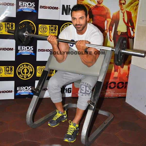 John Abraham Workouts Workout Schedule Dishoom Star Cast Varun Dhawan And John Abraham Charmed Female