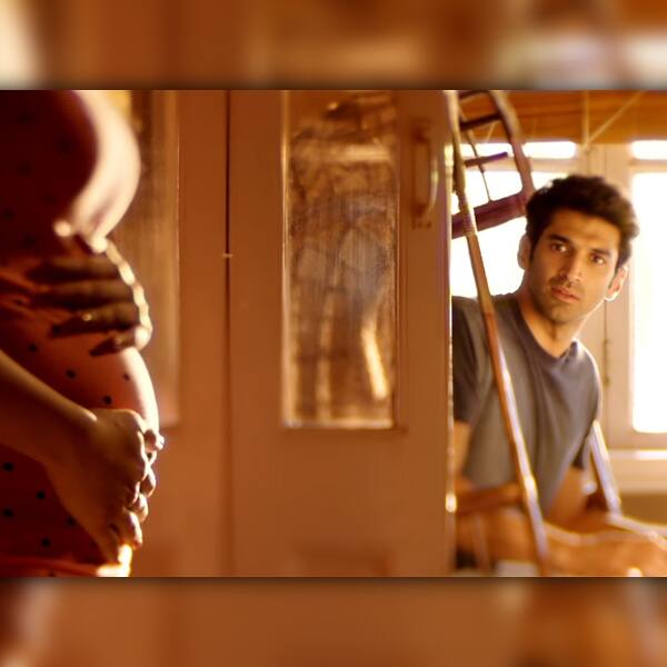 Does Shraddha Kapoor get pregnant in the movie with Aditya Roy Kapoor?