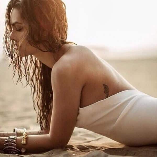 Esha Gupta hot beachwear picture