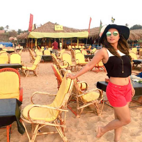 Hina Khan clicked in beach wear in Maldives