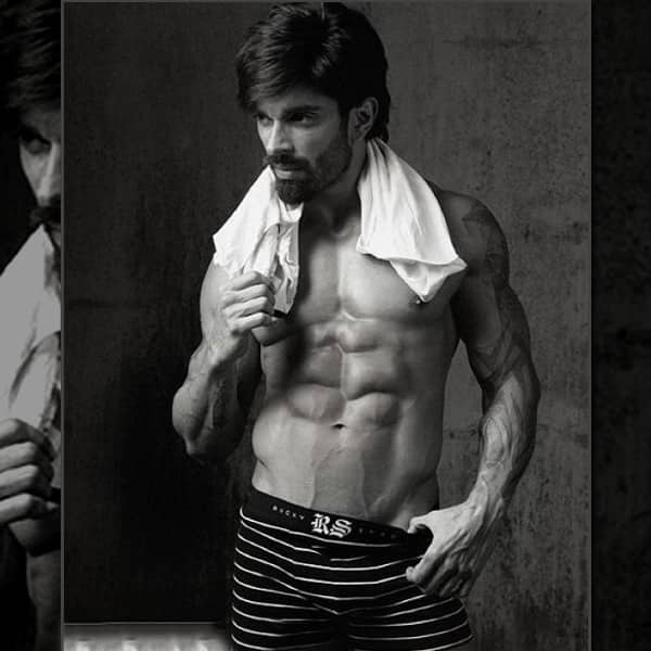 Bollywood actors with super hot physique that could turn your man