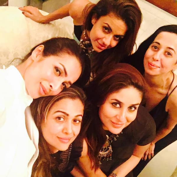 Kareena Kapoor takes a night off to chill with friends Amrita and Malaika Arora