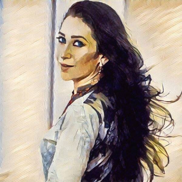 Karisma Kapoor’s picture through Prisma app