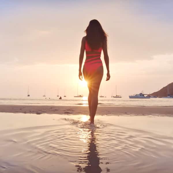 Katrina Kaif’s bikini still from ‘Sau Aasmaan’ song of ‘Baar Baar Dekho’