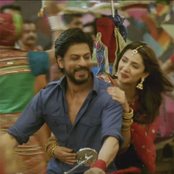 Mahira Khan in a romantic scene with Shah Rukh Khan in Raees trailer
