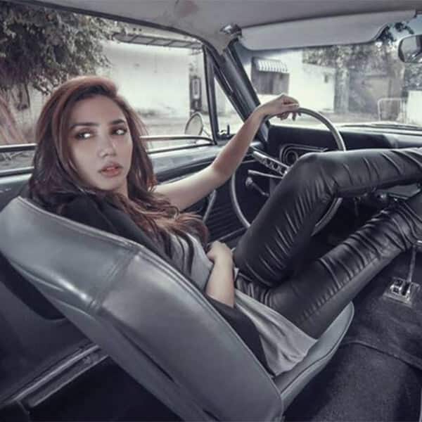 Mahira Khan looks hot AF in leather pants