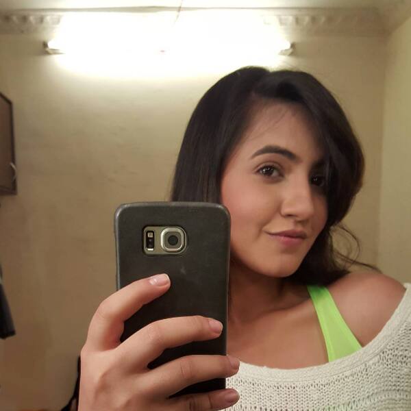 Meera Deostahale’s selfie from sets of ‘Udaan’
