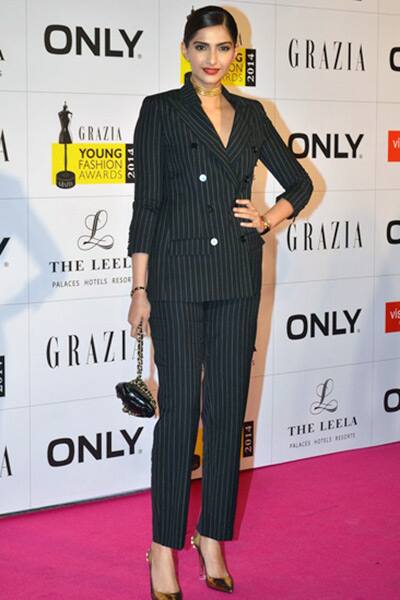 Oops! Did Kangana Ranaut copy Sonam Kapoor