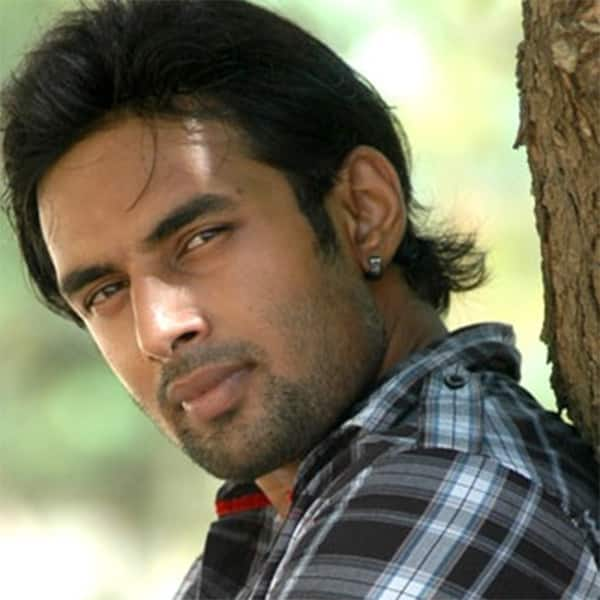 <b>Rahul Raj</b> Singh was also seen in few scenes of TV show Mata Ki Chowki - rahul-raj-singh-was-also-seen-in-few-scenes-of-tv-show-mata-ki-chowki-201604-695089