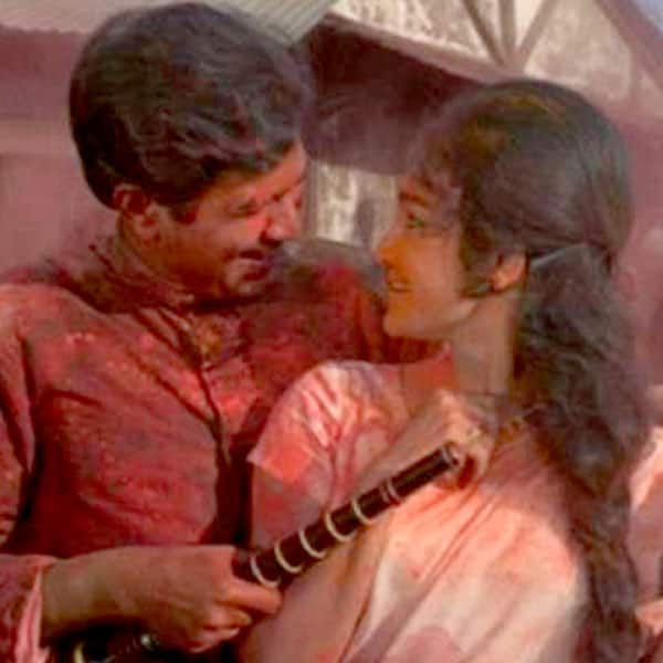 Rajesh khanna and rekhas scene from namak haram 10 holi scenes from