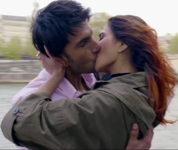 Ranveer Singh and Vaani Kapoor lock lips on screen in the hottest way possible.