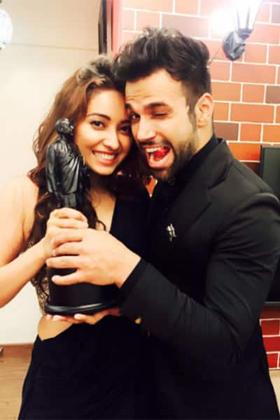 8 pictures of Rithvik Dhanjani and Asha Negi that will give you Couple