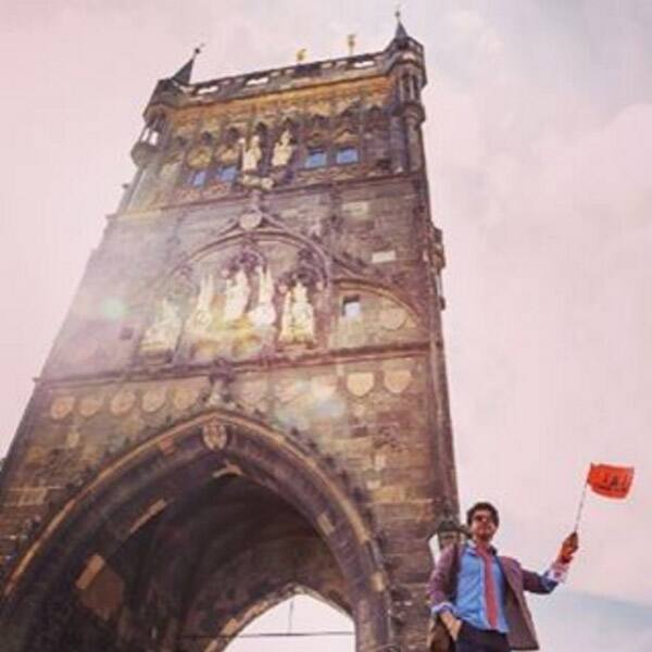 Shah Rukh Khan snapped on the sets of movie ‘The Ring’ in Prague