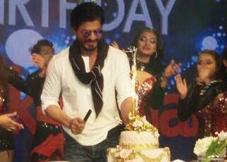 Shahrukh Khan celebrates 50th  birthday in Mumbai