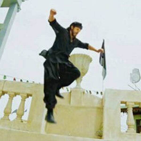 Shia community has now lodged a complaint against Raees for hurting Islamic sentiments