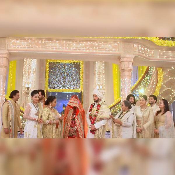 Shivaay tells everyone to do all the marriage rasams tomorrow