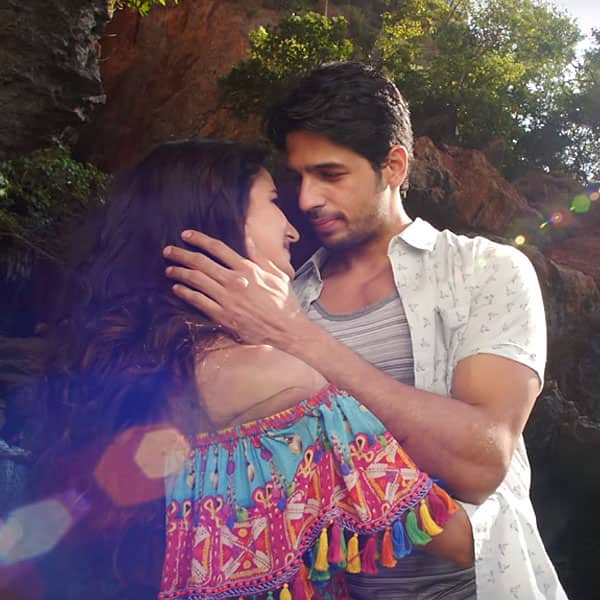 Sidharth Malhotra with Katrina Kaif from  ‘Sau Aasmaan’ song of ‘Baar Baar Dekho’