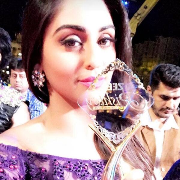 Inderjeet Singh Bollywood : Zee Rishtey Awards 2017: Here's taking a