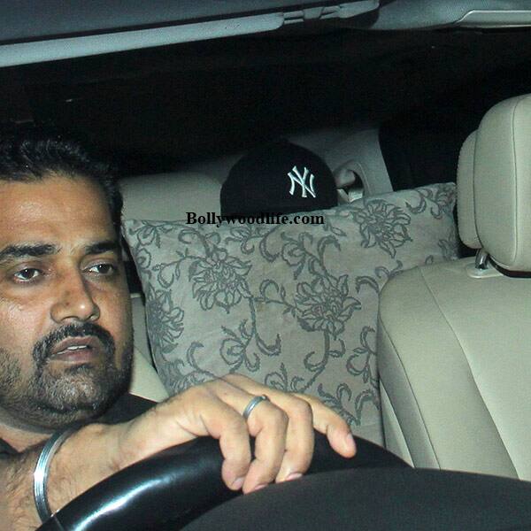 Sonakshi Sinha hiding her face in car from paparazzi on her way to an outing with friends Sonakshi Sinha hiding her face in car from paparazzi on her way to an outing with friends