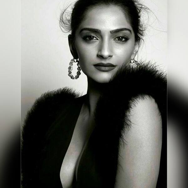 Sonam Kapoor’s this picture can make any boy go weak at his knees