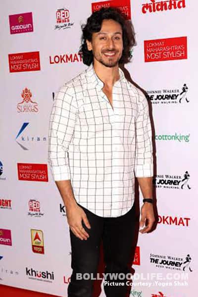 Tiger Shroff's blingy shoes at the Lokmat awards is something you cannot miss