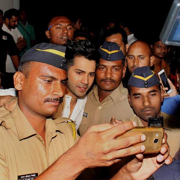 Varun Dhawan poses for a selfie