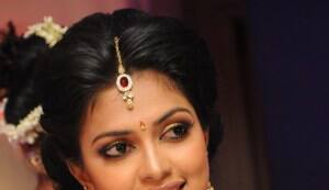 Amala Paul has no dates for ‘Boologam’