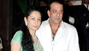 Sanjay Dutt flies to Paris