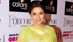 Asin: I am single and I find these stories about my wedding rather funny