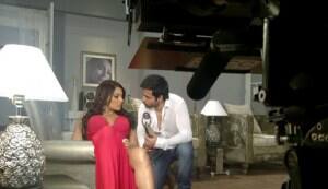 Bipasha Basu does a U-turn on Emraan Hashmi!