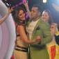Bigg Boss 6: Salman Khan grills Kareena Kapoor on who is the most intelligent&nbsp;Khan