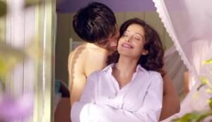 Akaash Vani new song Rumani aankhon ki: Kartik Tiwari and Nushrat Bharucha get naughty