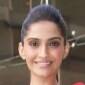 Sonam Kapoor, Malaika Arora Khan shop on the ‘rasta’&nbsp;too!