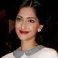 Did Ranbir and Abhay prompt Sonam to keep a distance from her&nbsp;co-stars?