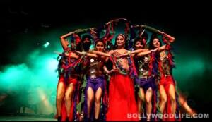 Veena Malik gets seductive at the music launch of Dirty Picture: Silk Sakkath Maga