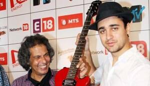 Imran Khan shows off a rockstar look