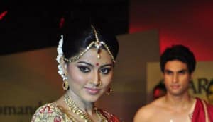 Sneha chooses career over marriage to Prasanna