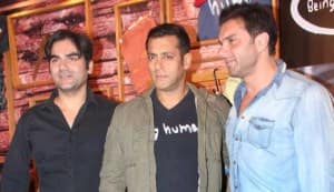 Salman Khan, Sohail, Arbaaz, Malaika Arora Khan at the Being Human store launch