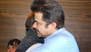 Anupam Kher bonds with Anil Kapoor
