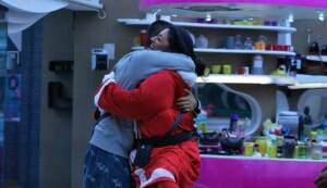 BIGG BOSS 5: Mahek Chahal is Santa Claus!