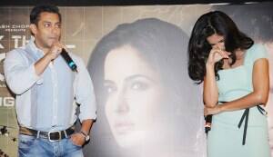 Salman Khan flatters Katrina Kaif