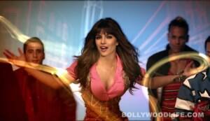 Priyanka Chopra wants to show the world what Bollywood is all about!