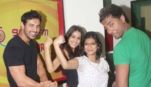 John Abraham and Genelia D'souza spotted at Radio Mirchi 