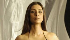 Can Tabu boogie like an item girl?